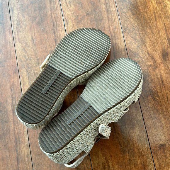 Only used once. In perfect condition. - Picture 5 of 6